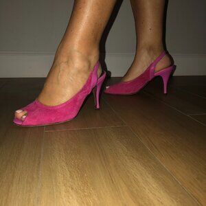 Donald Pliner Made in Italy Sandals, Size 5.5; Pink/Fuchsia